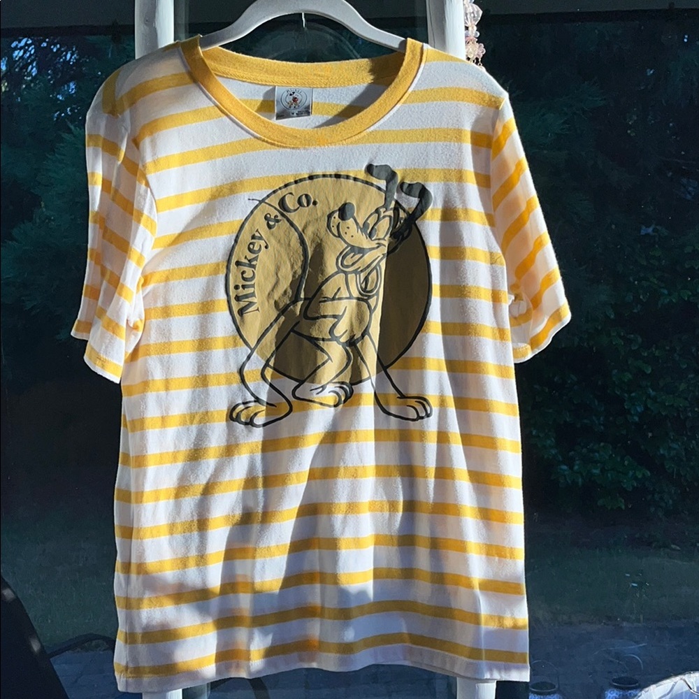 Disney Yellow and White Short Sleeve Tee with Cartoon Graphic